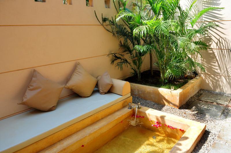 Hotel The Clematis Candolim Exterior foto