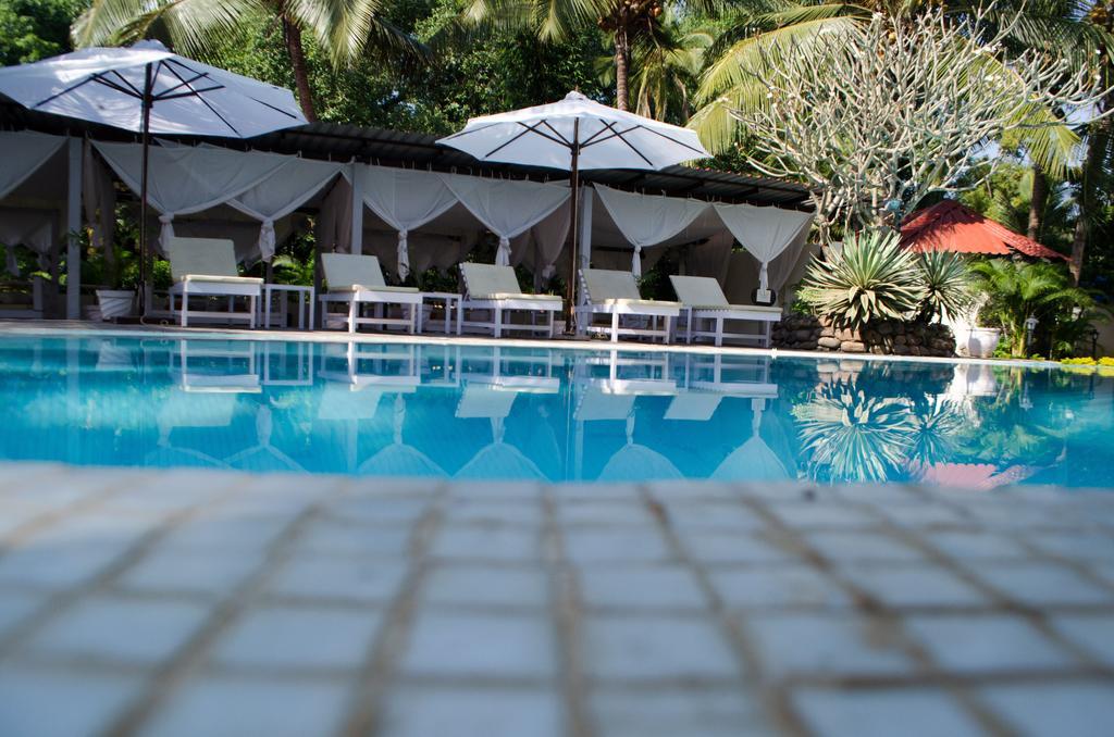 Hotel The Clematis Candolim Exterior foto