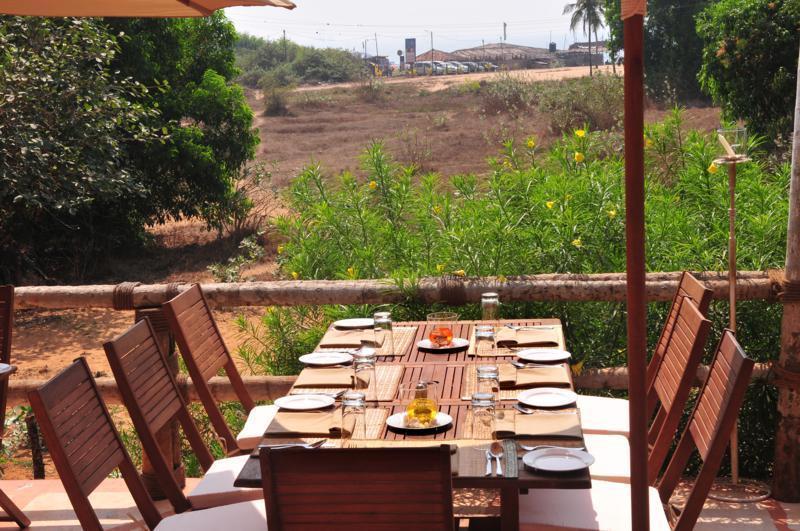 Hotel The Clematis Candolim Exterior foto
