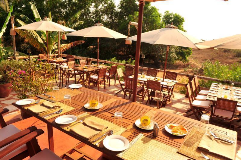 Hotel The Clematis Candolim Exterior foto