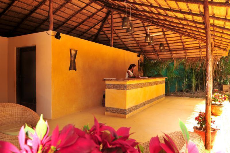 Hotel The Clematis Candolim Exterior foto