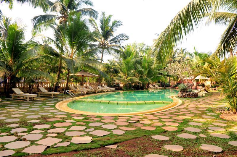Hotel The Clematis Candolim Exterior foto