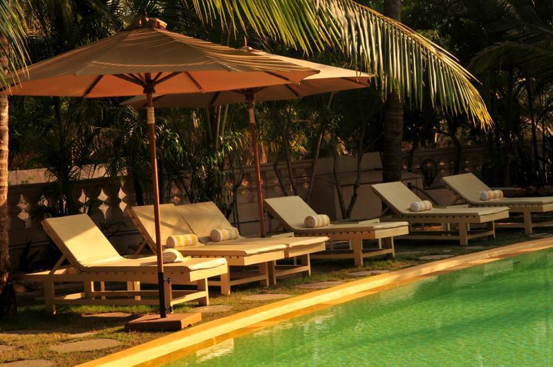 Hotel The Clematis Candolim Exterior foto
